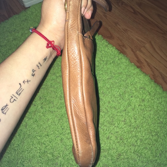 Clearance 🛍 Brown fossil crossbody. - Picture 5 of 7